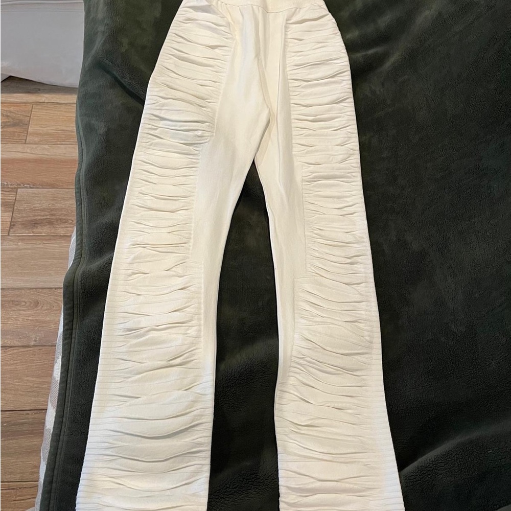ANDREA FENZI Cream Ruched Pants